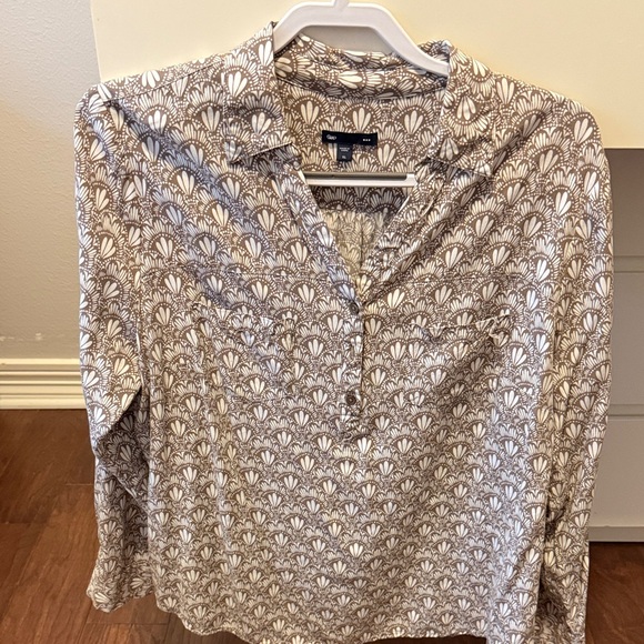 GAP Patterned Long Sleeve Blouse - Picture 1 of 5
